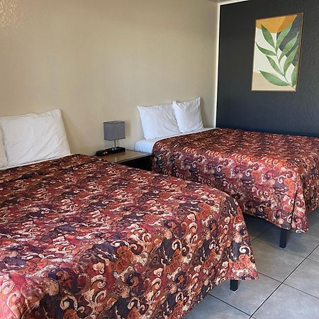 Soledad Motel 8 외부 사진