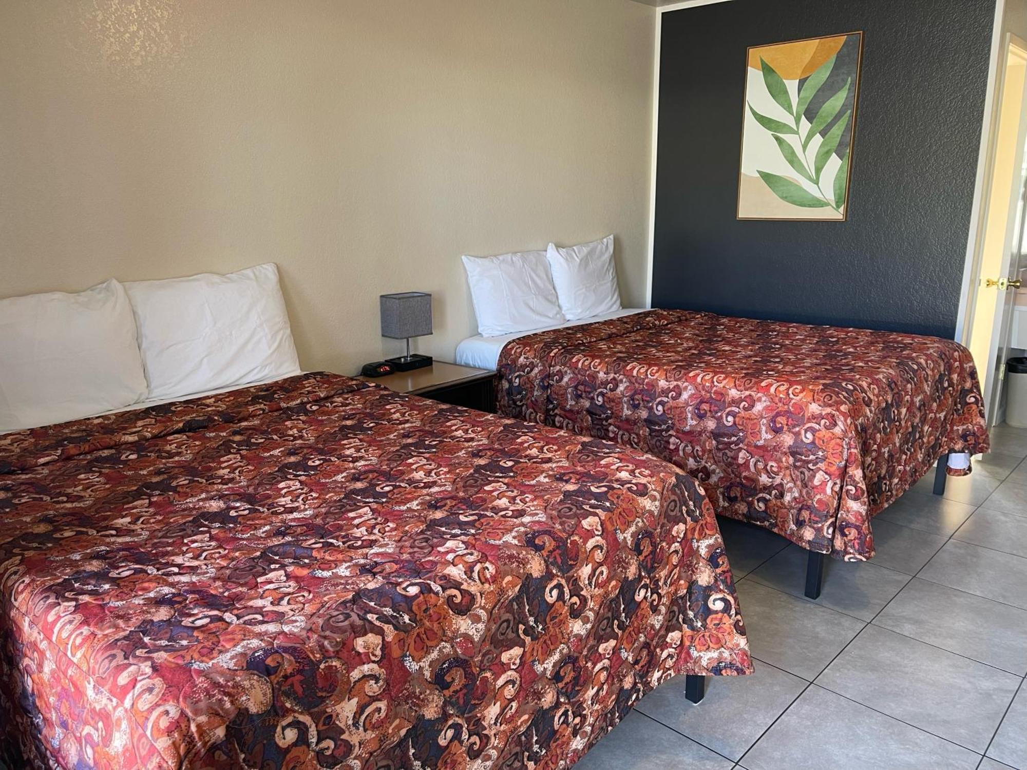 Soledad Motel 8 외부 사진